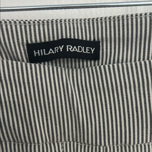 Hilary Radley Micro Pinstripe Bermuda Shorts Stretchy Size 10 - Picture 2 of 5